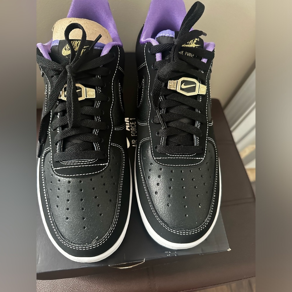 Nike Air Force 1 (Never worn)
